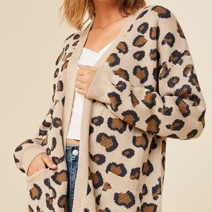 Oversized Cheetah Leopard Print Cardigan size S/M
